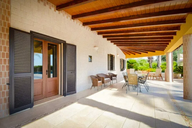 Private villa surrounded by olive groves near San Vito dei Normanni Puglia